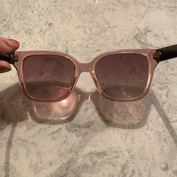 Brand new unworn Marc Jacobs square frame glasses. Comes with case and cloth. - Picture 5 of 10